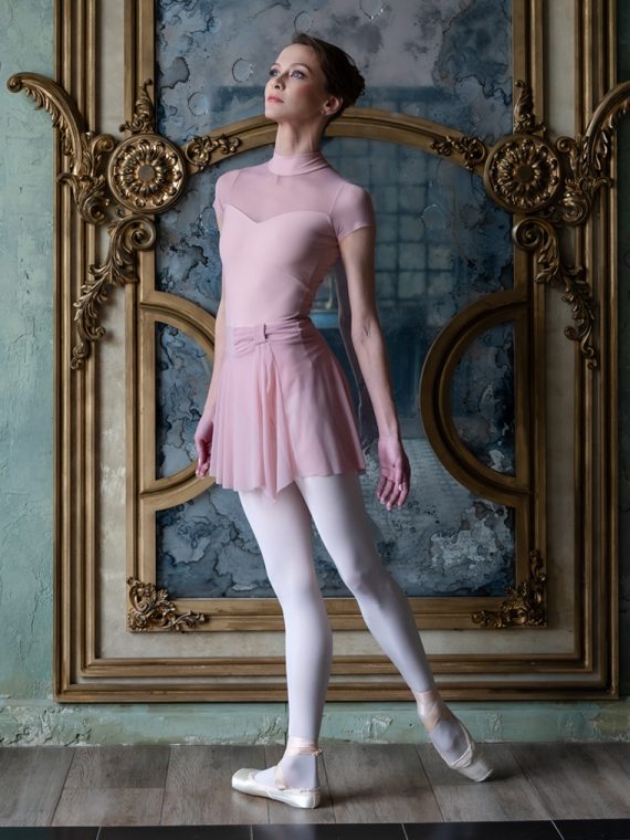 Muse_leotard_Nastya_face