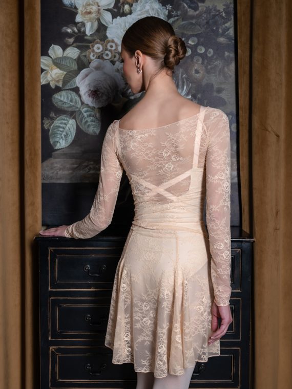 godet_skirt_lace_Nastya_back_2